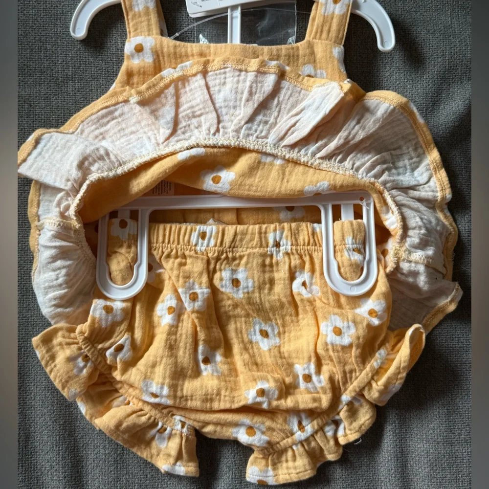 Emily and Oliver Kids Set in Yellow with Cute Round Frames